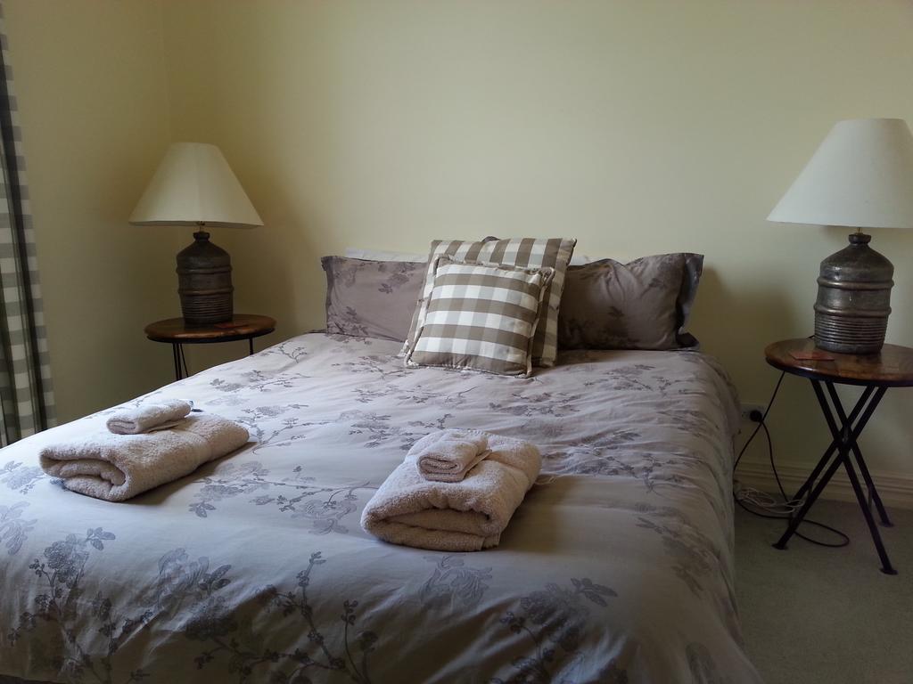 Villa The Vicarage Martinborough Zimmer foto