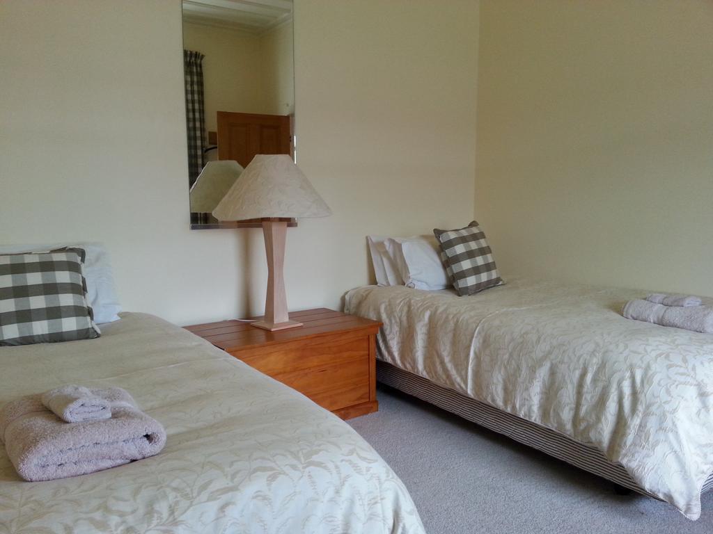 Villa The Vicarage Martinborough Zimmer foto