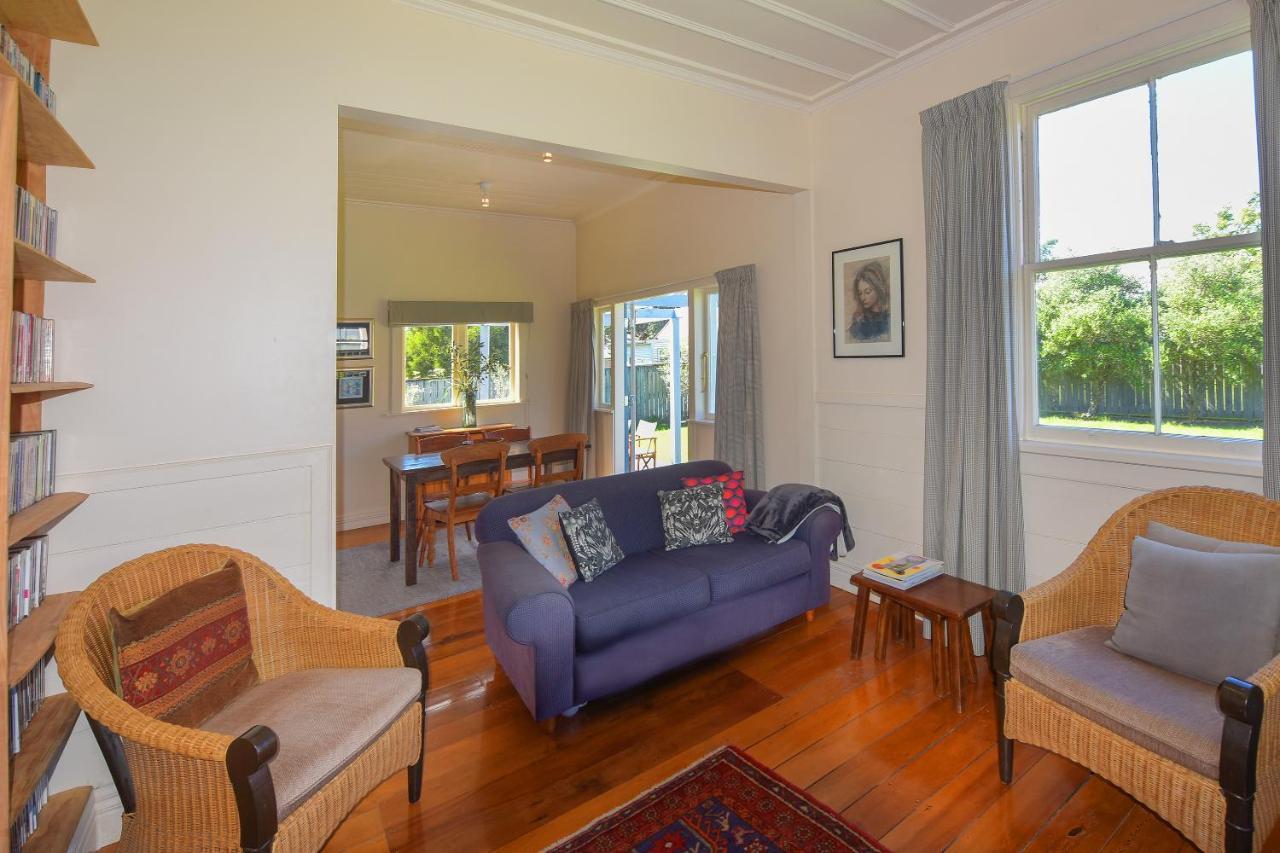 Villa The Vicarage Martinborough Exterior foto